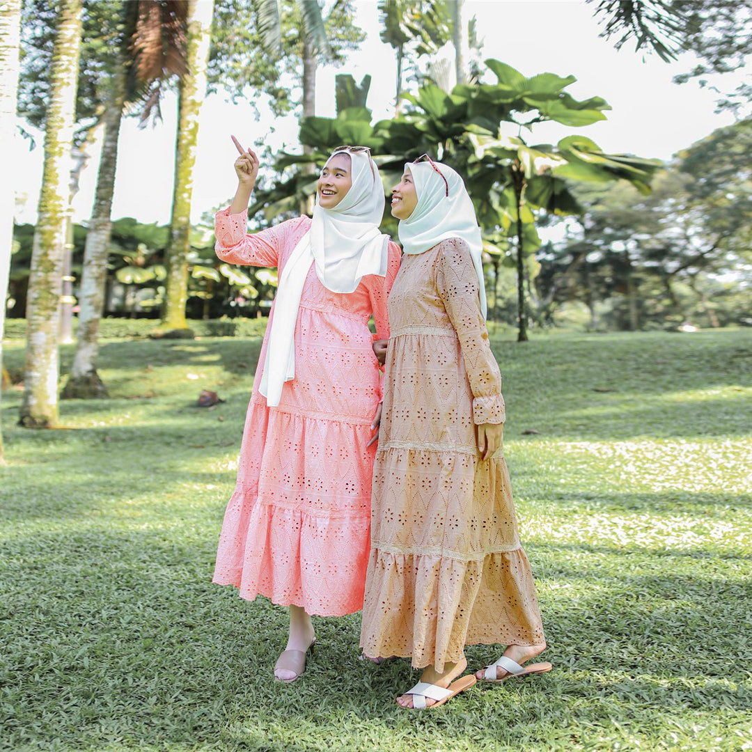 Muslim Malaysia Indonesia Hollow Lace Dress - Golden Treasures 