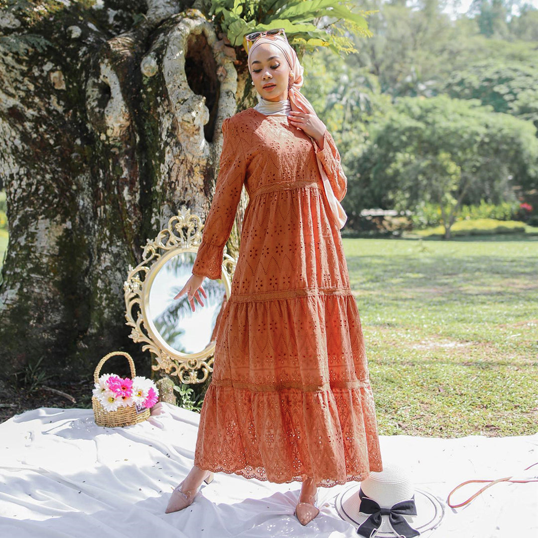 Muslim Malaysia Indonesia Hollow Lace Dress - Golden Treasures 